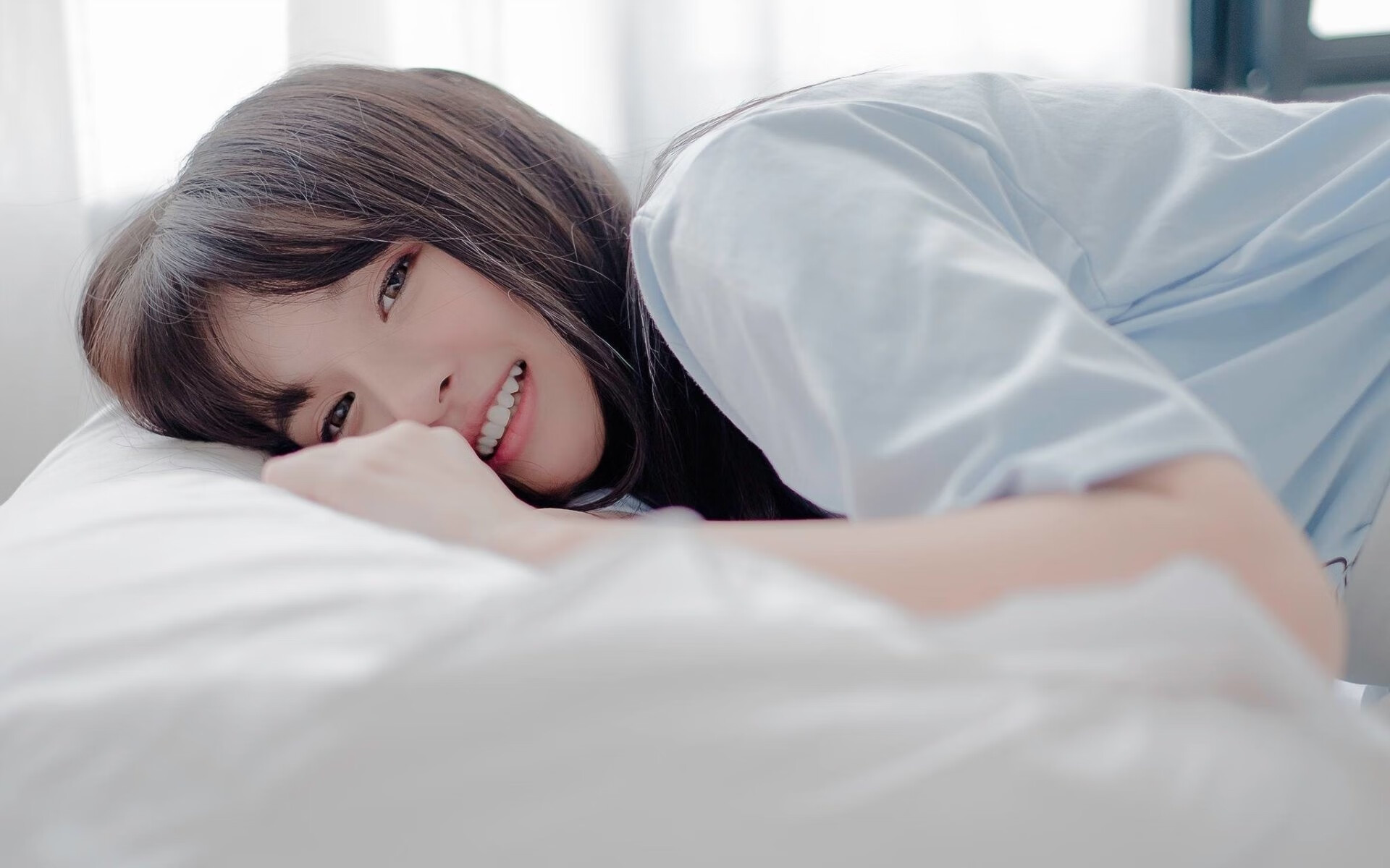 东亚杯中国女足战胜 球员展现团队精神，中国女足晋级东京奥运会赛后采访