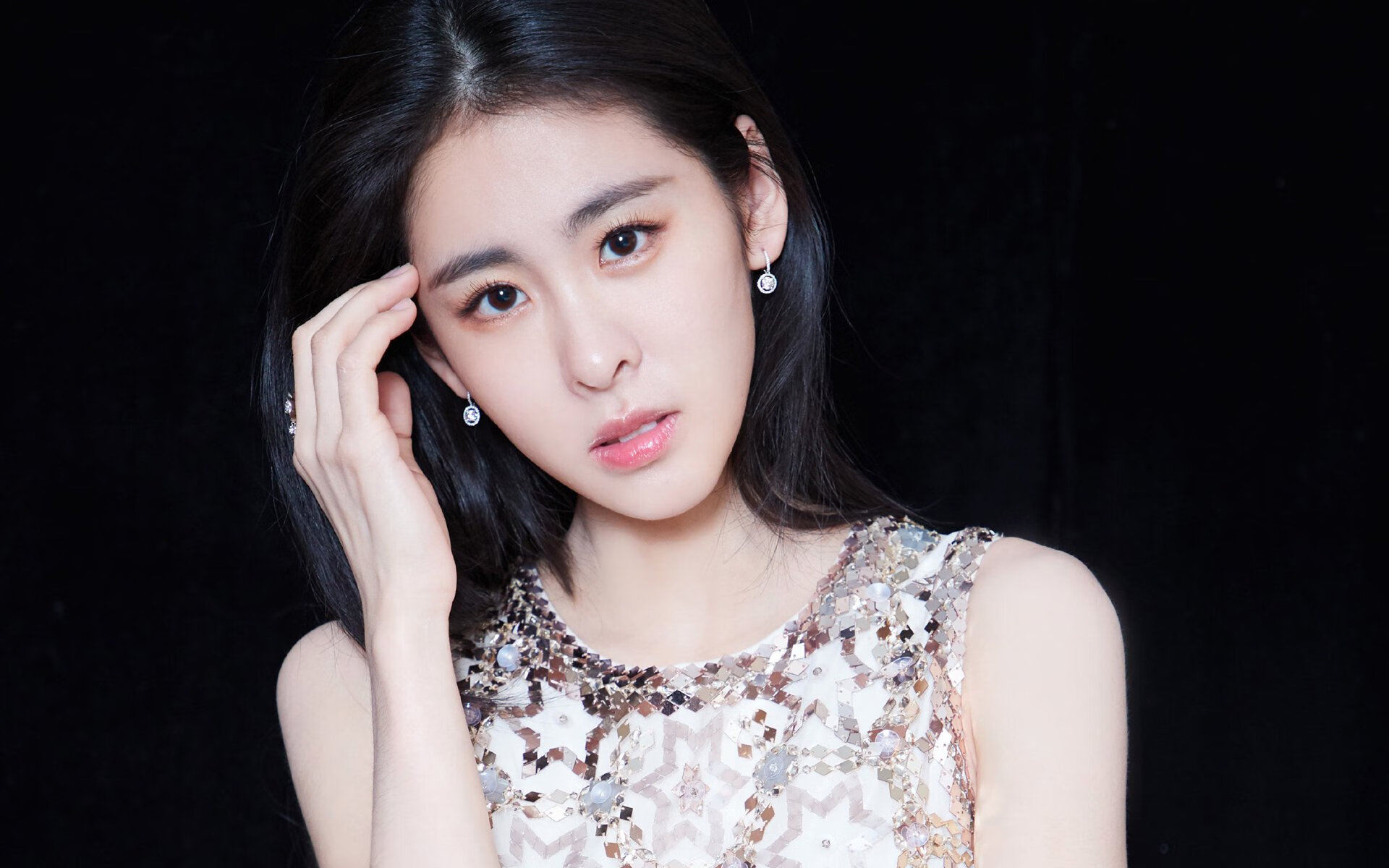 中超联赛设置青年观察席位鼓励球迷理性观赛,中超球队青训